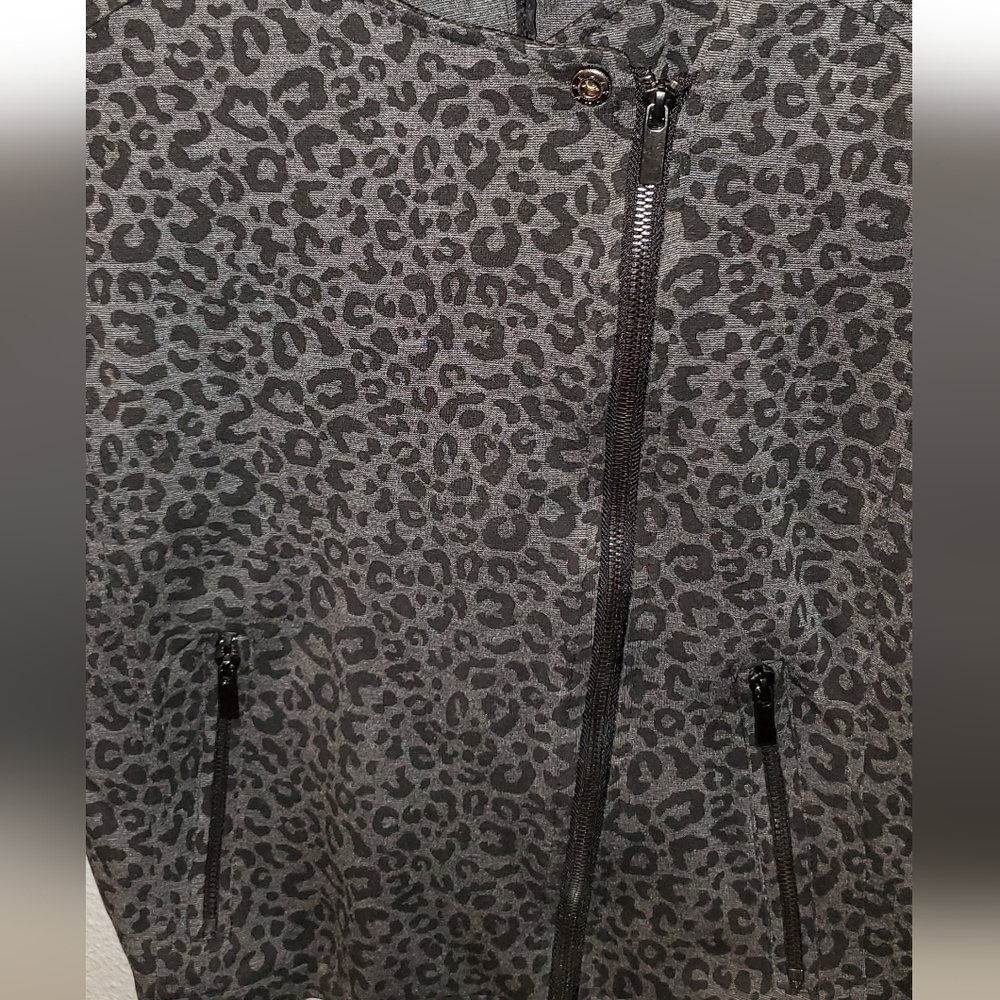 Bagatelle Leopard Print Knit Moto Biker Jacket Size M - Picture 2 of 8